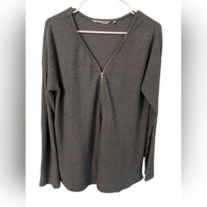 Soft Surroundings ,Charcoal V-Neck Waffle Top, Size M